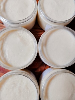 Vente en gros Beurre karité bio - pots de 150g - Revendeurs