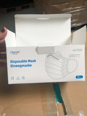 Gants vinyles jetables disponnible