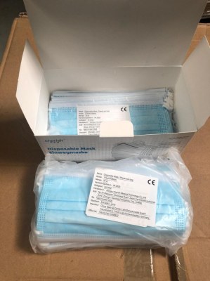 Gants vinyles jetables disponnible