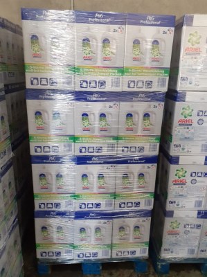 LOT DESTOCKAGE ARIEL BLANC ET COULEUR 4,070 Litres 74 lavages