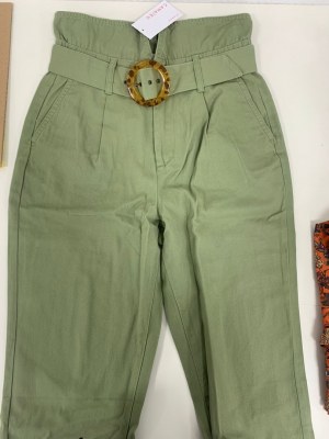 Destockage jeans femmes d'une grande marque