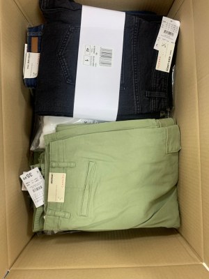 Destockage jeans femmes d'une grande marque