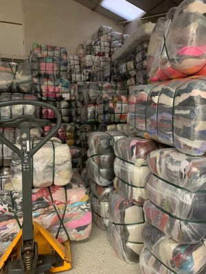 Lot de vêtements friperie