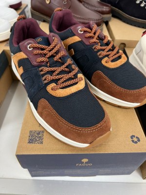 Destockage chaussures de la marque Faguo