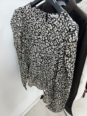 Destockage chemisiers femmes Camaïeu en séries complètes