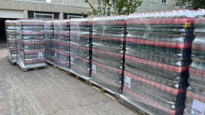 ARRIVAGE COCA-COLA 2 CAMIONS PAR SEMAINE