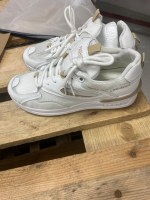 Destockage lots de chaussures d'une grande marque