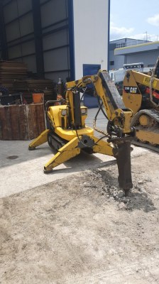 Robot de démolition Brokk 60