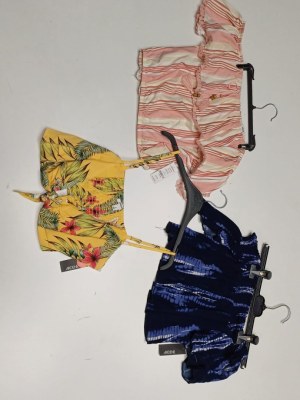 STOCK VETEMENTS FEMMES