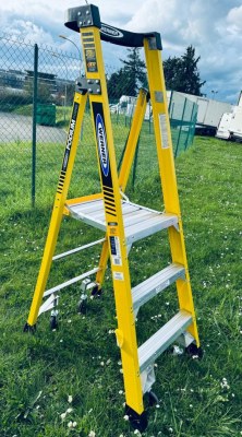 Destockage exclusif  Lot d'Echelle WERNER FG PODIUM W/CASTERS 2T 3T 4T 5T 6T 8T Neuf...