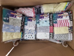 Caleçons Enfant DIM - Lot de 240 pieces – Neufs, Emballés.