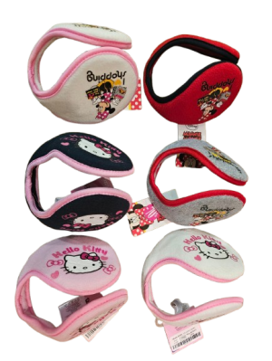 Lots accessoires hiver sous licence (hello kity, spiderman, star wars, minnie)