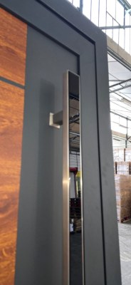 Portes d’entrée en aluminium NEUVES