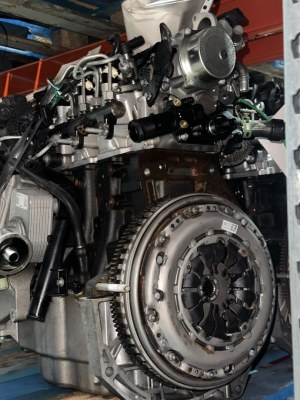 MOTEURS ET PIECES MOTEURS 1.5 DCI