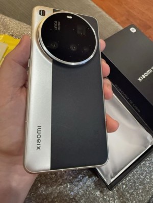 Xiaomi 15 Ultra Dual 512GB 16GB Ram-FACTORY UNLOCKED-GSM Global