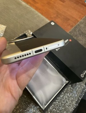 Xiaomi 15 Ultra Dual 512GB 16GB Ram-FACTORY UNLOCKED-GSM Global