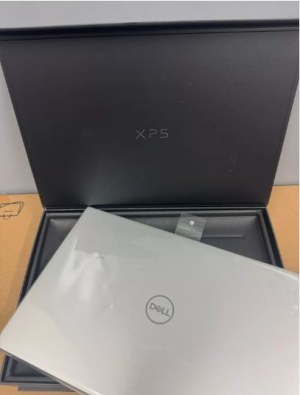 Dell XPS 15 9530 Core i7-13700H NVIDIA RTX 4050 64GB RAM 2TB SSD